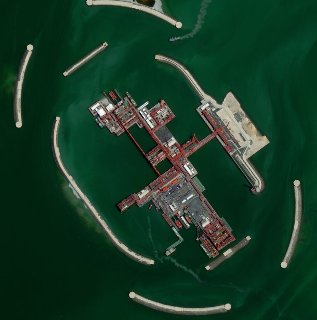 KAZ_CaspianSea_Offshore_Oil_Facility_Aug26_2014_WV3